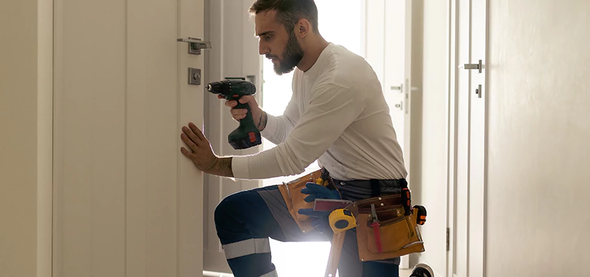 Mailbox Lock Installation Expert in Seaside, California