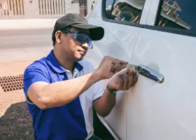 Car Locksmith in Seaside, CA
